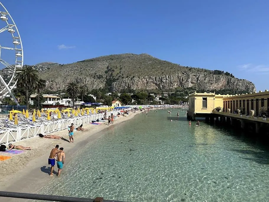 Casa Vacanza Mondello Palermo Willa